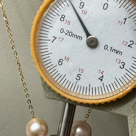 Pink, Purple, & Peach NATURAL Cultured Pearls Floating 14K YG-18 Inch Adjustable - Picture 7 of 8